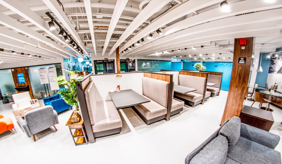 More Photos Of 252 W Esplanade, North Vancouver Coworking Space