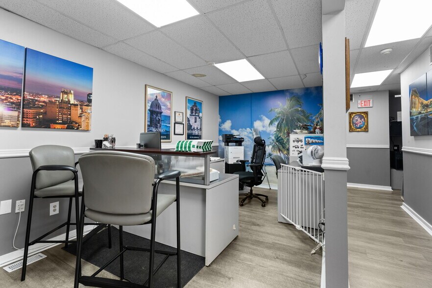 More Photos Of 3069 River Rd, Camden Storefront Retail Office For Sale