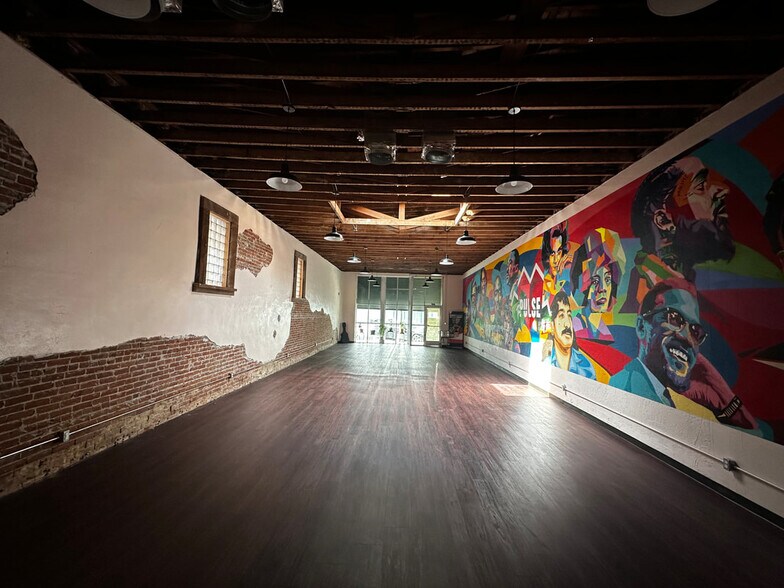 More Photos Of 475-479 W 4th St, San Bernardino General Retail For Lease