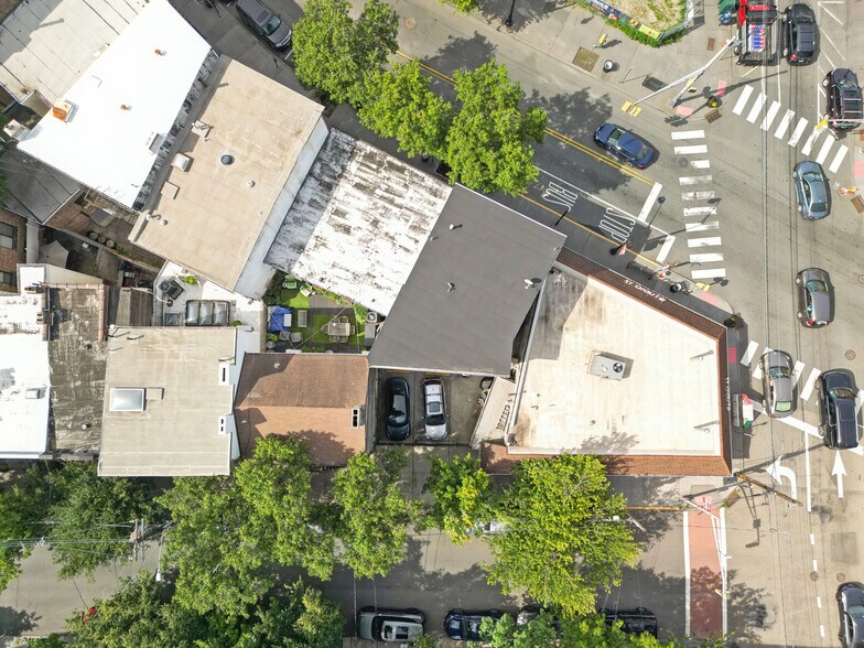 More Photos Of 271 Newark Ave, Jersey City Storefront Retail Residential For Sale