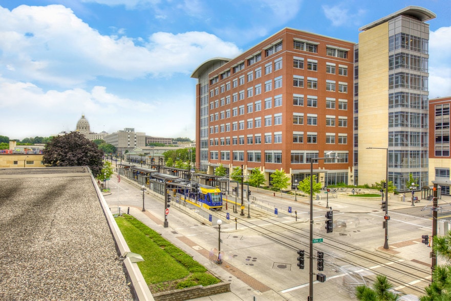 More Photos Of 19 Exchange St E, Saint Paul Schools For Sale