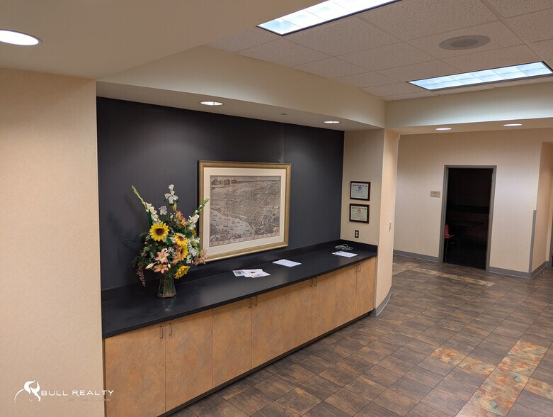 More Photos Of 761 Wheaton St, Savannah Office For Sale