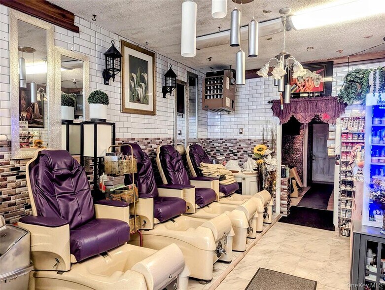 More Photos Of 485 Broadway, Monticello Storefront For Sale