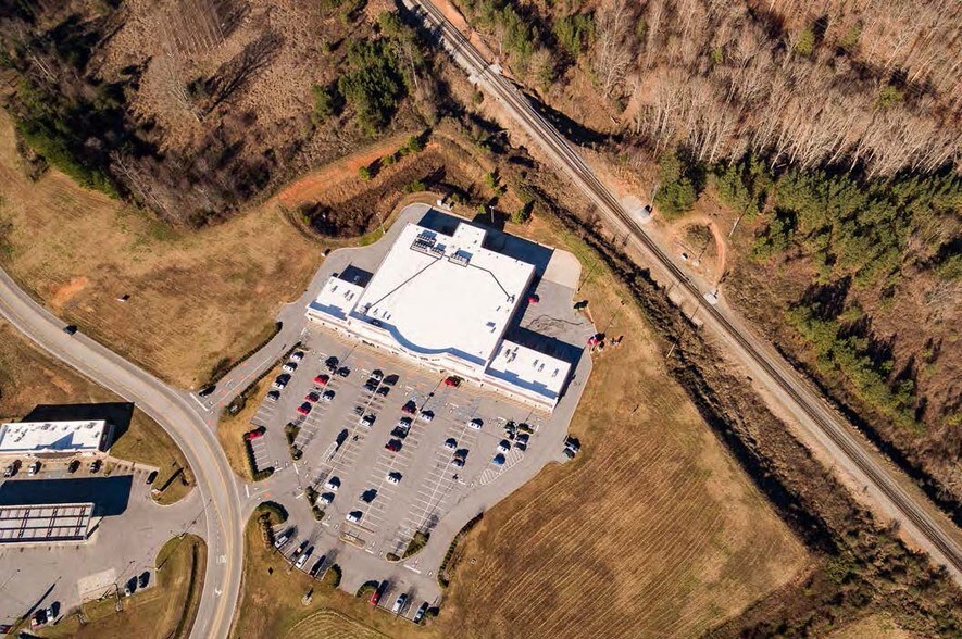 More Photos Of 1085 Old Clemson Hwy, Seneca Freestanding For Lease