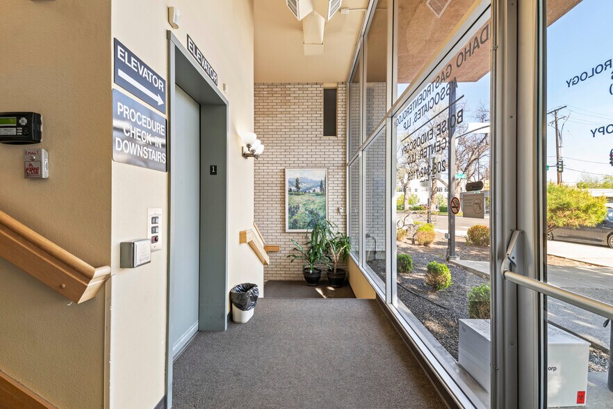 More Photos Of 425 W Bannock St, Boise Medical For Sale
