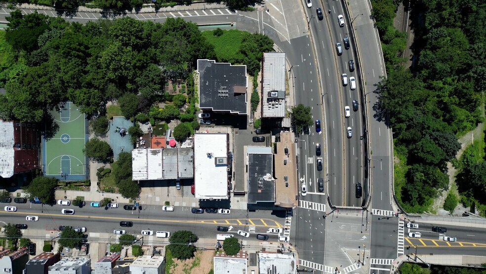 More Photos Of 76 Palisade Ave, Jersey City Apartments For Sale