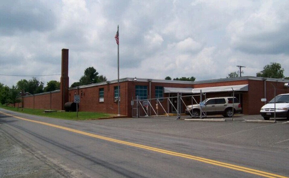 Primary Photo Of 234 Virginia St, Hillsville Industrial For Lease