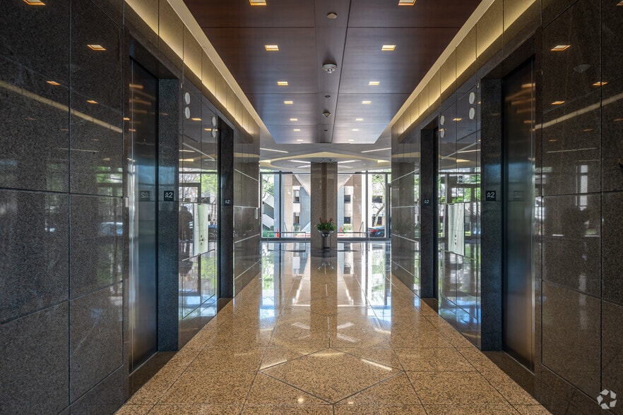 More Photos Of 10000 Memorial Dr, Houston Office For Lease