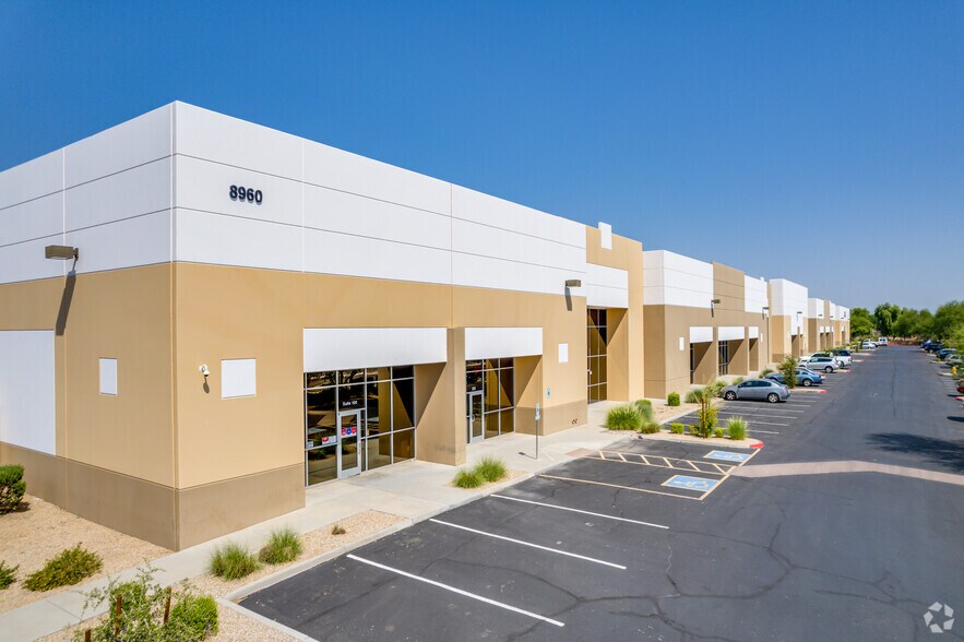 More Photos Of 8945 W Larkspur Dr, Peoria Warehouse For Lease