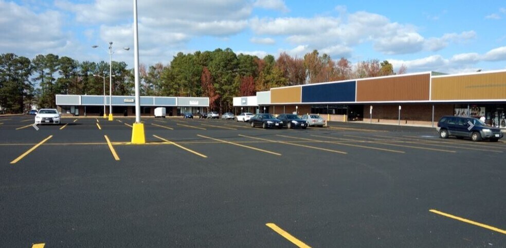 More Photos Of 2733-2793 S Crater Rd, Petersburg Unknown For Lease