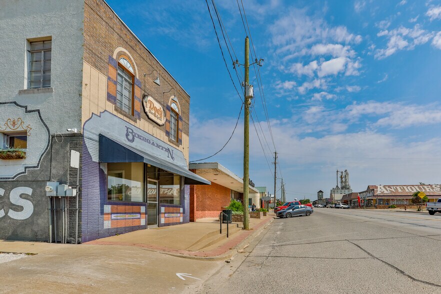 More Photos Of 113 N Main St, Muenster Restaurant For Sale