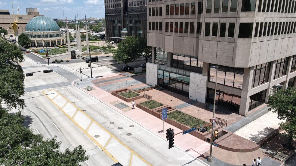 Primary Photo Of 2100 Ross Ave, Dallas Office For Lease