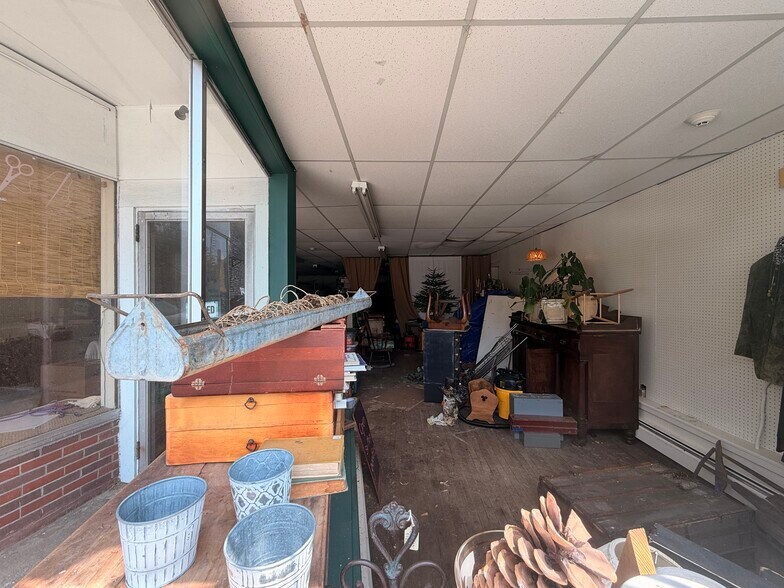 More Photos Of 26 Child St, Warren Apartments For Sale