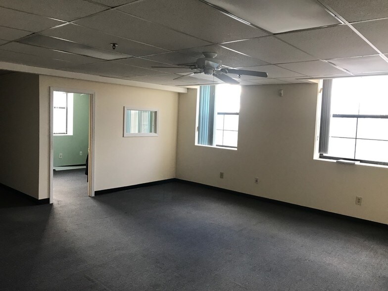 More Photos Of 23-25 Spring St, Ossining Office For Lease