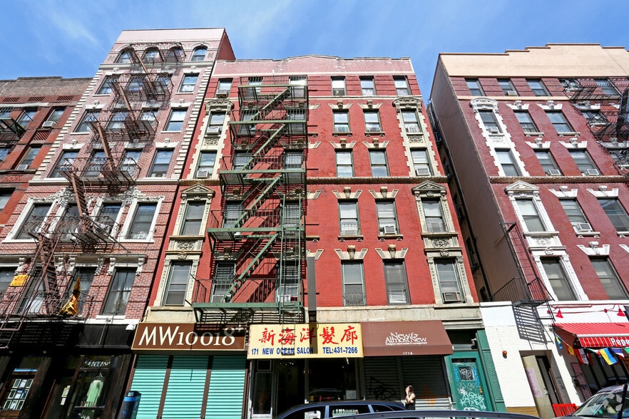 More Photos Of 169 Mott St, New York Apartments For Lease