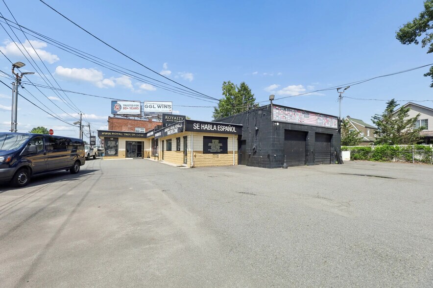 More Photos Of 120-140 US Highway 46, Little Ferry Auto Dealership For Lease