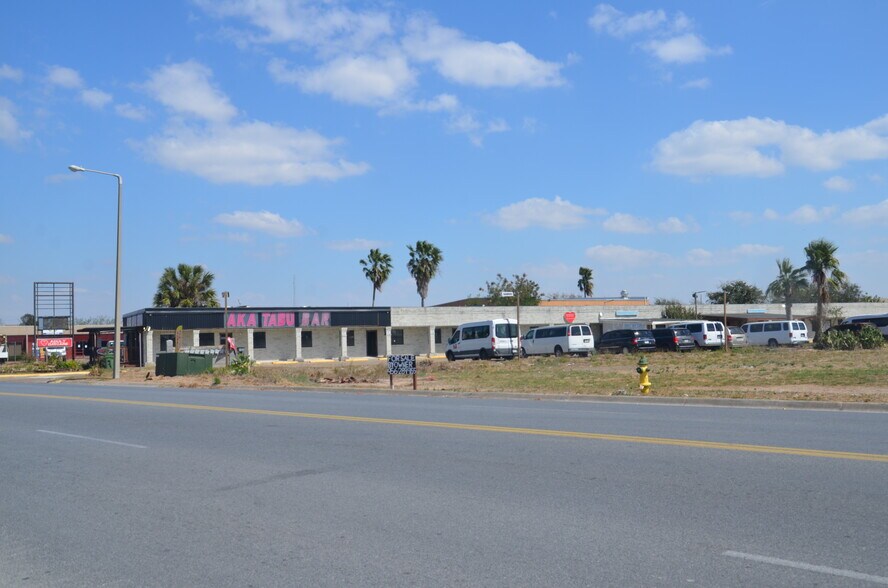 More Photos Of 315 Kings Hwy, Brownsville Storefront For Sale