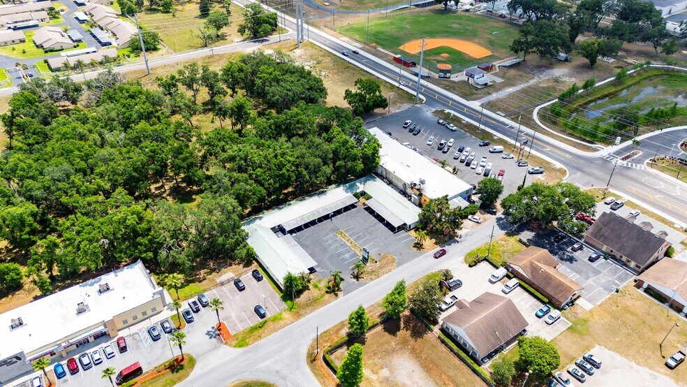 More Photos Of 6536 Stadium Dr, Zephyrhills Storefront For Sale