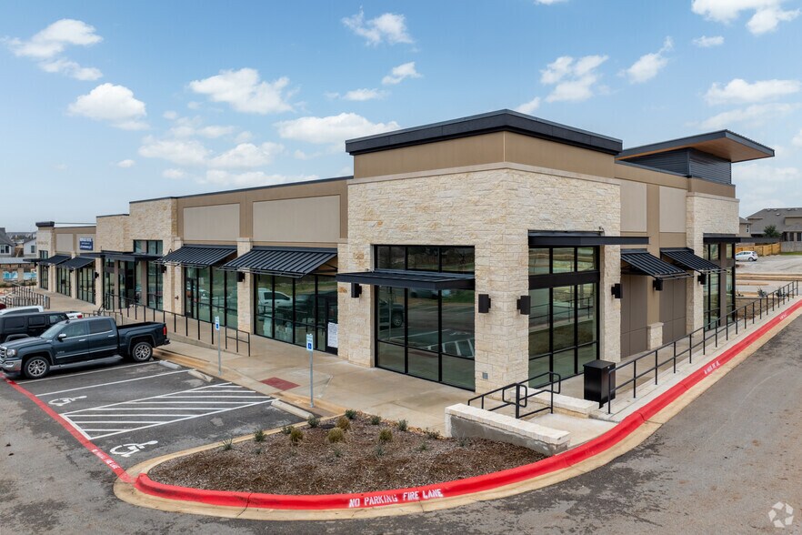 More Photos Of Oak Run Pkwy & Geneva St, New Braunfels Unknown For Lease