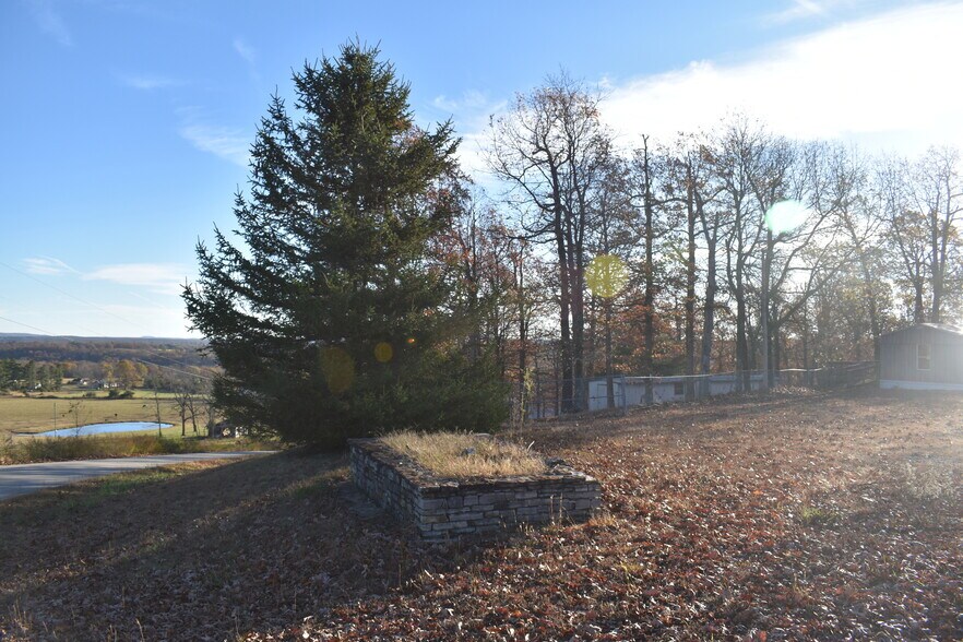 More Photos Of 158 Ragon Road, Tilly Office For Sale