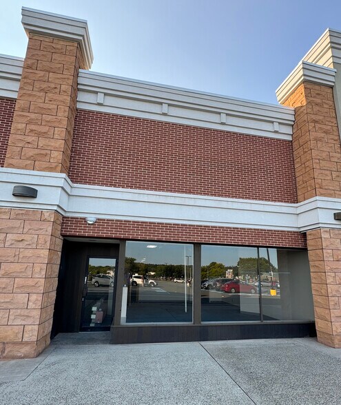 More Photos Of 2300-2320 Dixwell Ave, Hamden Unknown For Lease