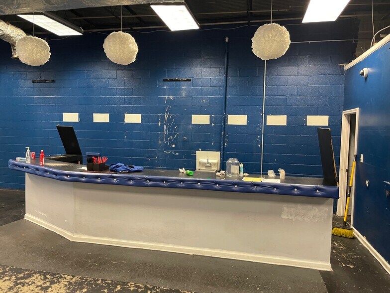 More Photos Of 1202-1256 Columbia Dr, Decatur Unknown For Lease