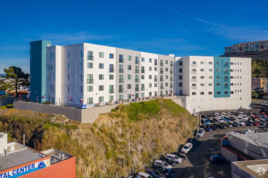 4619 Brunswick St, Daly City, CA 94014 MultiFamily For Lease