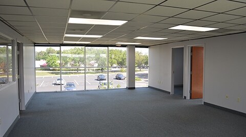 More Photos Of 1540 Westbrook Plaza Dr, Winston-Salem Unknown For Lease