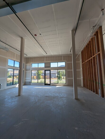 More Photos Of 3285 Cedar Links Dr, Medford Apartments For Lease