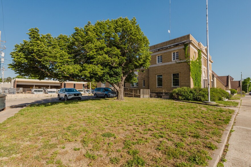 More Photos Of 920 Millington St, Winfield Storefront Retail Office For Sale