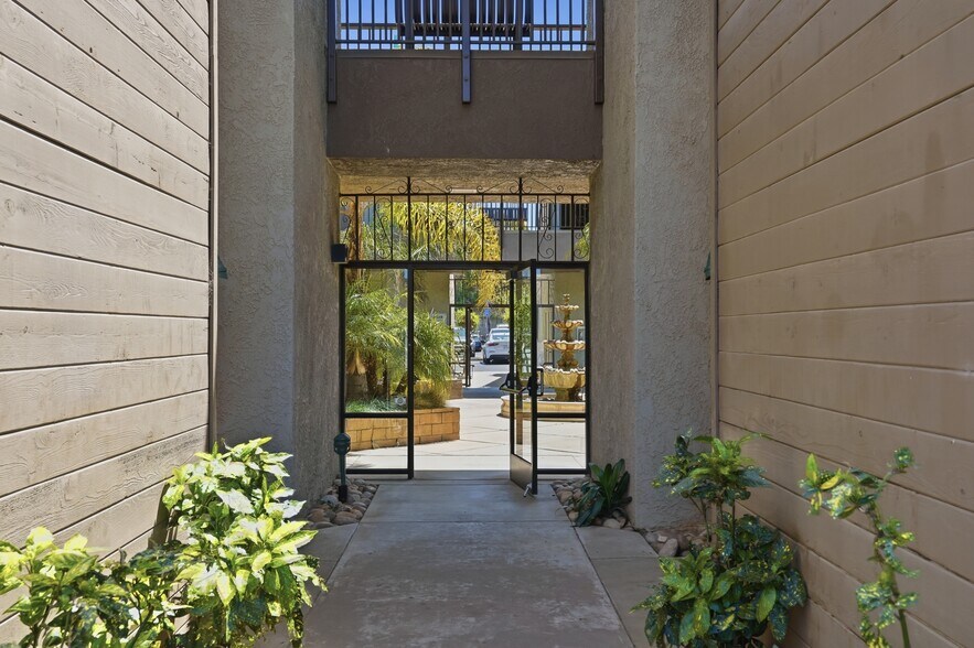More Photos Of 218-222 W Carmen Ln, Santa Maria Office Residential For Sale