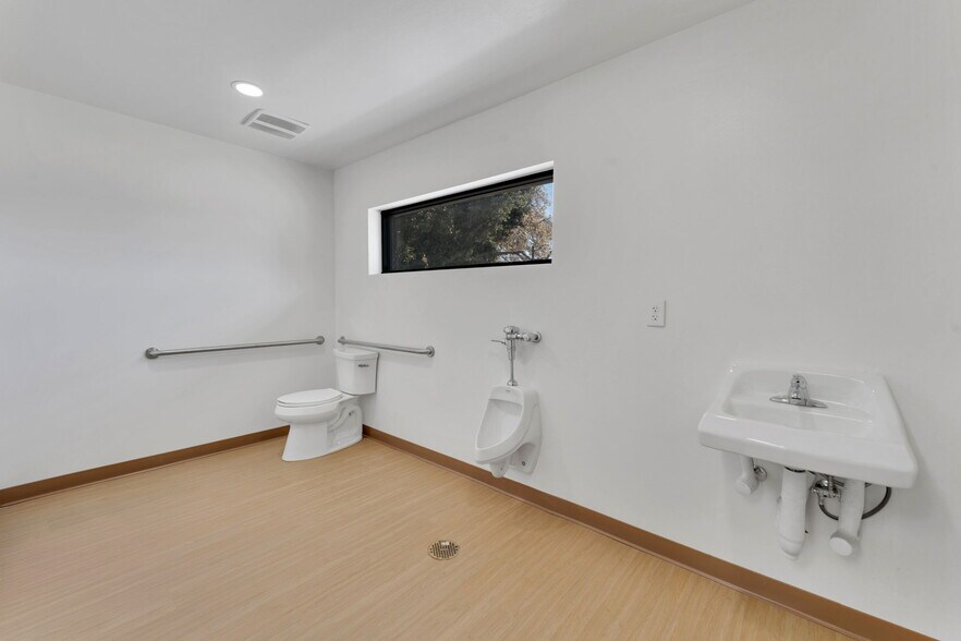 More Photos Of 1192 Garey Ave, Pomona Freestanding For Sale