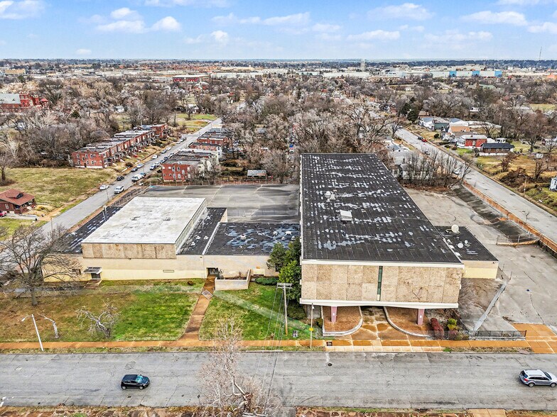 More Photos Of 5511 Wabada Ave, Saint Louis Schools For Sale
