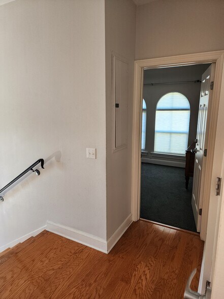 More Photos Of 3001 W Azeele St, Tampa Office For Lease