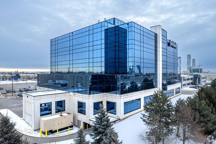 More Photos Of 400 Applewood Cres, Vaughan Office For Sale