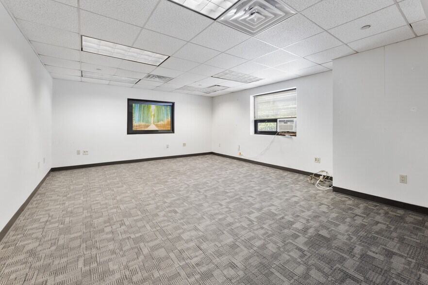 More Photos Of 620 Ramsey Ave, Hillside Warehouse For Sale