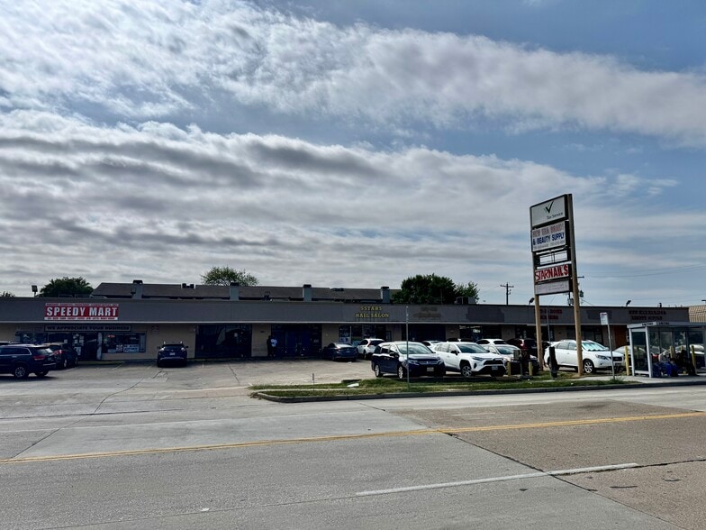 Primary Photo Of 2901 Westridge St, Houston General Retail For Sale