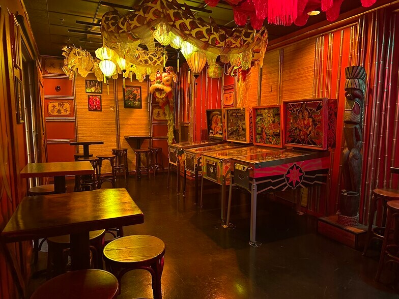 More Photos Of 132 Keller St, Petaluma Restaurant For Sale