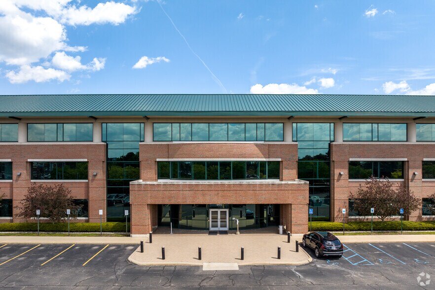 More Photos Of 19176 Hall Rd, Clinton Township Office For Lease