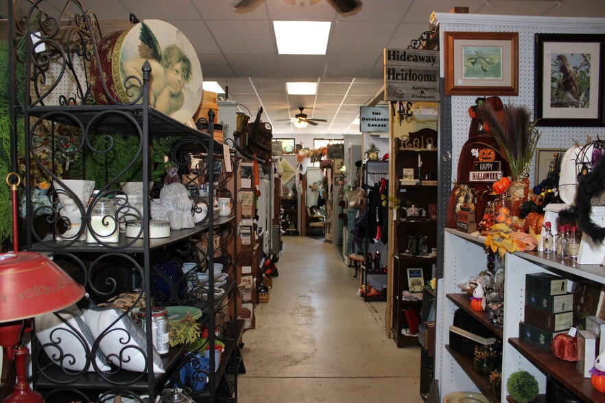 More Photos Of 120 Raleigh St, Fuquay-Varina Storefront For Sale