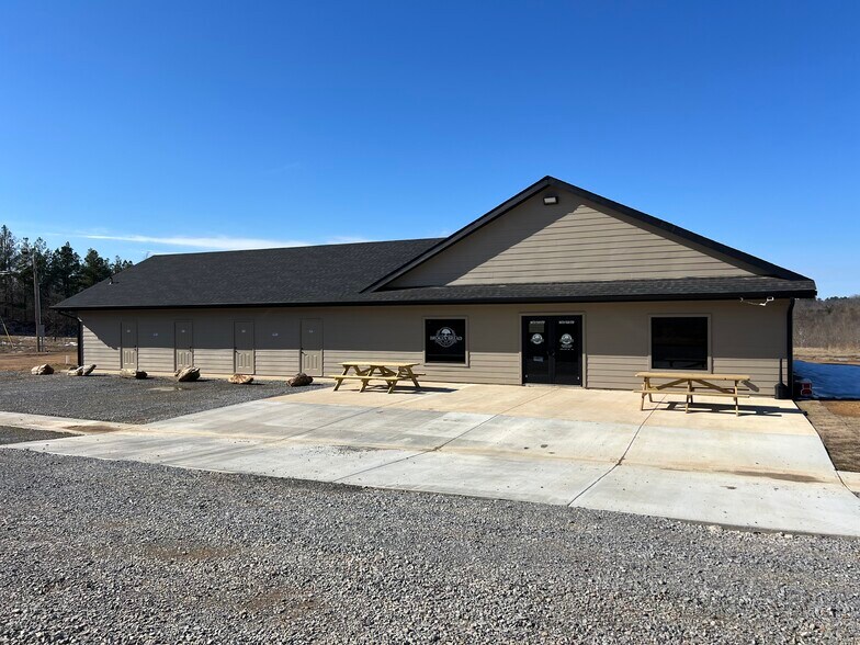 More Photos Of 3523 Highway 163, Cherry Valley Restaurant For Sale