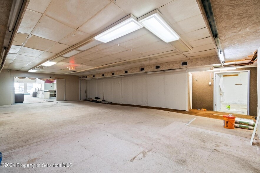 More Photos Of 113 Lackawanna Ave, Olyphant General Retail For Sale