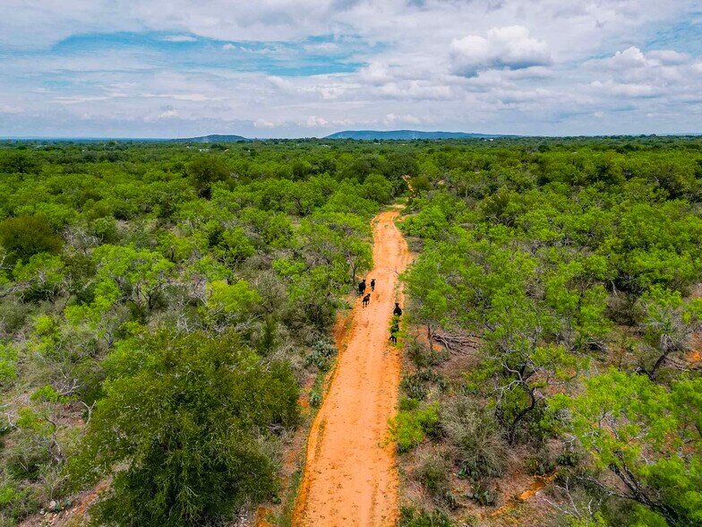 More Photos Of Hermosa Dr, Kingsland Land For Sale