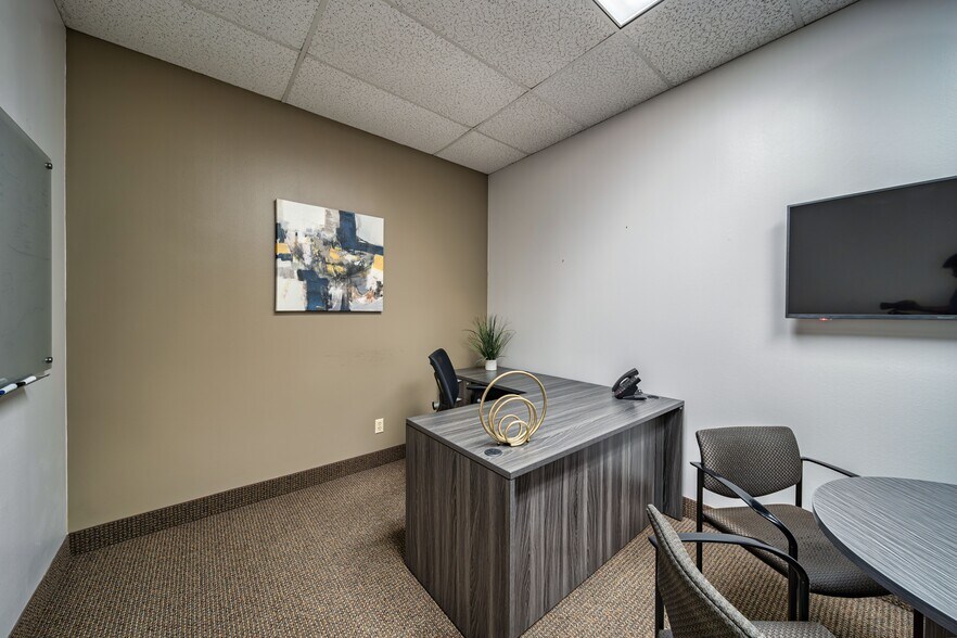 More Photos Of 15150 Preston Rd, Dallas Coworking Space