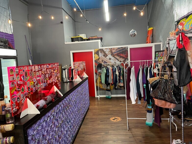 More Photos Of 124-126 E Santa Clara St, San Jose Storefront Retail Office For Lease