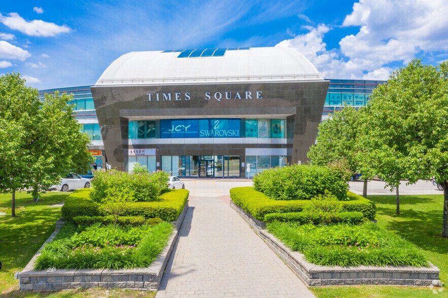 More Photos Of 550 Hwy-7, Richmond Hill General Retail For Sale