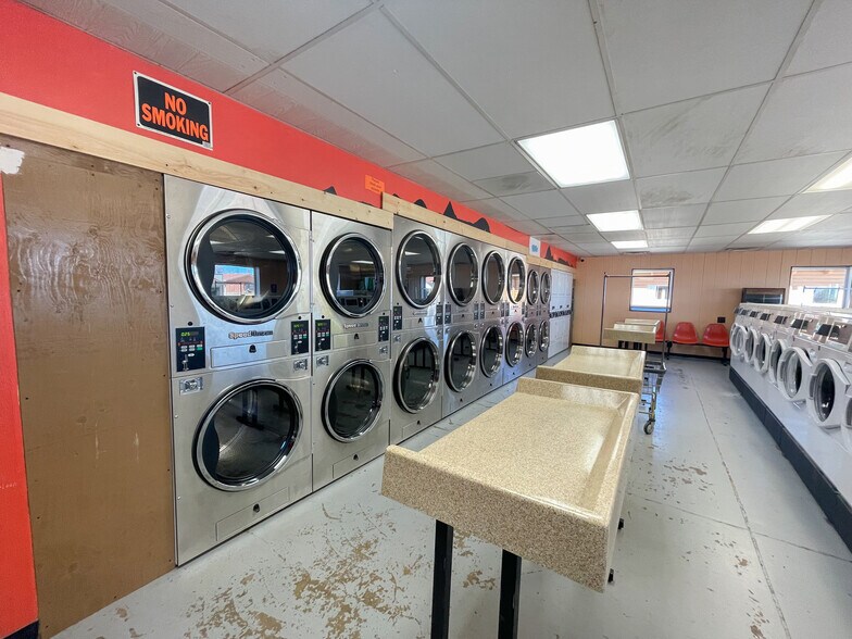 More Photos Of 232 Center St, Monticello Specialty For Sale