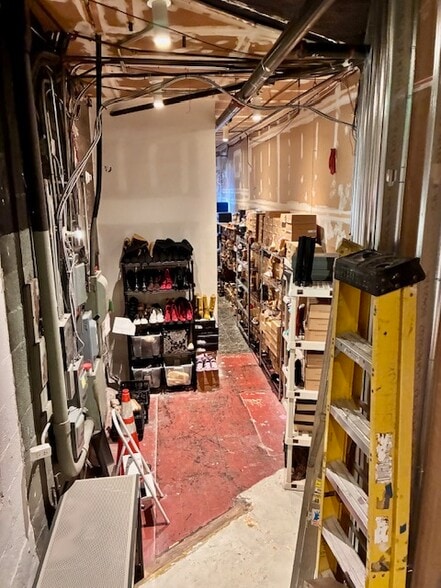 More Photos Of 1801 21st Ave S, Nashville Storefront Retail Residential For Sale