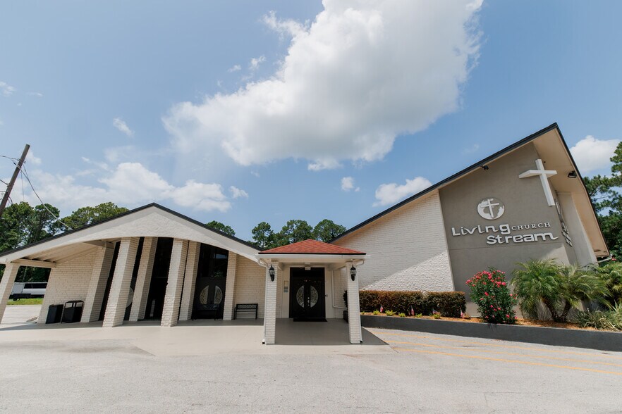 More Photos Of 2016 Anniston Rd, Jacksonville Religious Facility For Sale