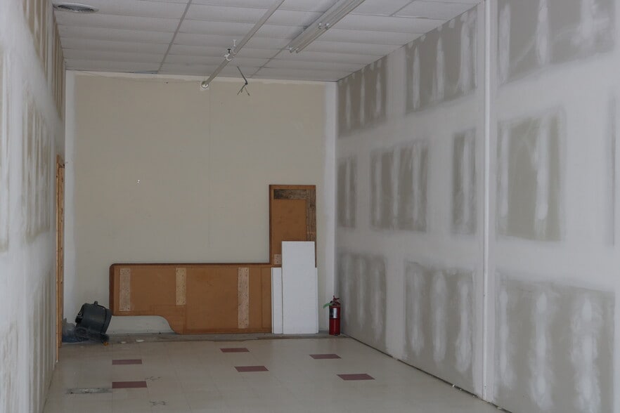 More Photos Of 6000 Lakeshore Rd, Fort Gratiot Unknown For Lease